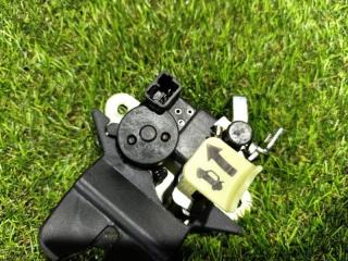 Замок крышки багажника задний KIA K5 TF L4NABA075452 812302T001 5 ракурс