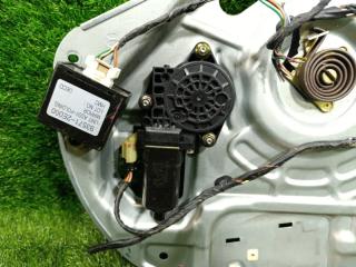 Стеклоподъемник левый передний HYUNDAI TUCSON JM D4EA 824052E000 2 ракурс