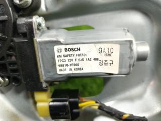 Стеклоподъемник левый передний KIA SPORTAGE KM D4EA 824011F020 5 ракурс