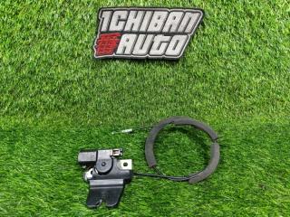 Замок багажника TOYOTA PROGRES JCG15 64600-51010 1 ракурс