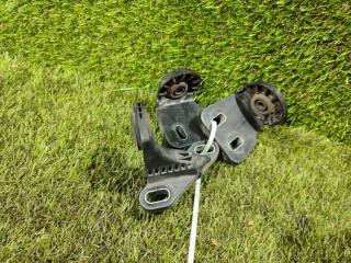 Крепление RENAULT SAMSUNG SM6 LFD M4R 215147317R 2 ракурс