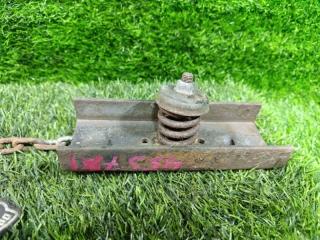 Крепеж запаски KIA BONGO PU J3 628004E010 2 ракурс