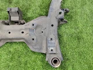 Балка под двс передняя KIA Grand Carnival VQ J3 624054D000 3 ракурс Балка под двс передняя KIA Grand Carnival VQ J3 624054D000 3 ракурс
