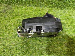 Замок 5-й двери KIA CARNIVAL VQ J3 812304D100 4 ракурс Замок 5-й двери KIA CARNIVAL VQ J3 812304D100 4 ракурс