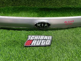 Накладка 5-й двери KIA CARNIVAL VQ J3 925014D520 3 ракурс Накладка 5-й двери KIA CARNIVAL VQ J3 925014D520 3 ракурс