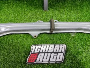 Планка телевизора передняя DAIHATSU TANTO LA610S 53028B2300 3 ракурс