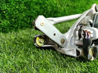 Трапеция дворников MAZDA VERISA DC5R D46167360 4 ракурс