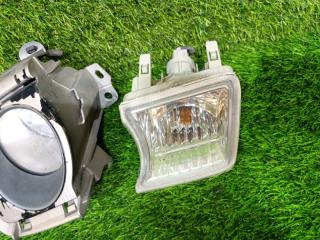 Туманка правая передняя TOYOTA PRIUS ZVW30 81511-47011 3 ракурс