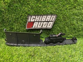 Блок упр. стеклоподьемниками правый передний TOYOTA PIXIS VAN S331A 84820-B5011 4 ракурс