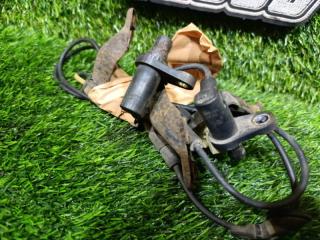 Датчик abs задний TOYOTA NOAH ZRR75 8954528200 2 ракурс