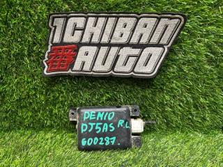 Датчик слепых зон задний левый MAZDA DEMIO