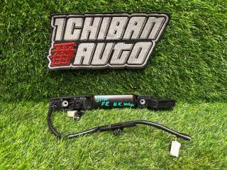 Ручка двери передняя правая EK WAGON B11W