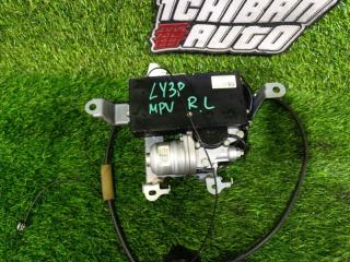 Доводчик двери левый задний MAZDA MPV LY3P L206733L1 3 ракурс