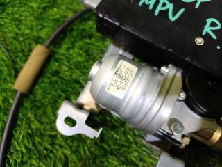 Доводчик двери левый задний MAZDA MPV LY3P L206733L1 4 ракурс