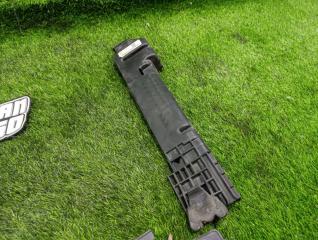 Диффузор радиатора BMW X3 F25 N47D20C 73912311 3 ракурс