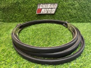 Молдинг на крышу TOYOTA NOAH AZR65 75555-28030 1 ракурс