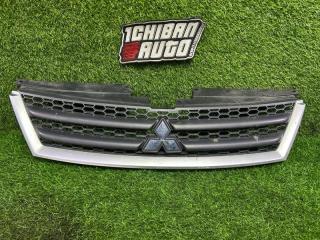 Решетка радиатора MITSUBISHI OUTLANDER