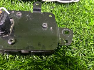 Радар-детектор передний TOYOTA COROLLA ZWE215 2ZR-FXE 88210-12060 4 ракурс Радар-детектор передний TOYOTA COROLLA ZWE215 2ZR-FXE 88210-12060 4 ракурс