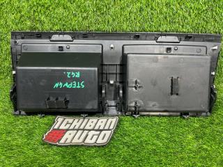 Бардачок HONDA STEPWGN RG2 77770-SLJ-J0G0 2 ракурс