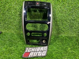 Консоль магнитофона SUZUKI JIMNY JB23W 7382176j5 1 ракурс