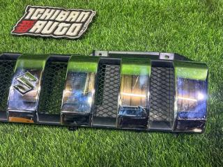 Решетка радиатора SUZUKI JIMNY JB23W 99000-99064 2 ракурс