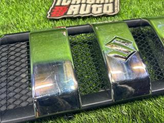 Решетка радиатора SUZUKI JIMNY JB23W 99000-99064 5 ракурс
