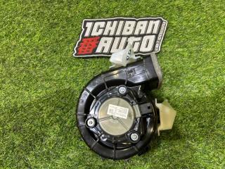 Мотор охлаждения батареи TOYOTA COROLLA ZWE215 2ZR-FXE G923012020 2 ракурс
