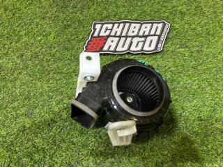 Мотор охлаждения батареи TOYOTA COROLLA ZWE215 2ZR-FXE G923012020 4 ракурс