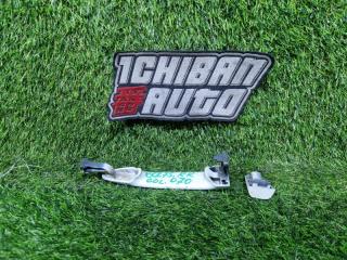 Запчасть ручка двери передняя левая TOYOTA NOAH