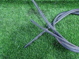 Молдинг на крышу Toyota WISH ANE10 75551-68010 3 ракурс