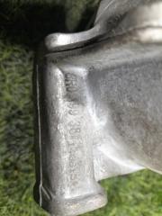 Подушка двигателя AUDI A6 4G2 CNHA 8R0199381B 5 ракурс