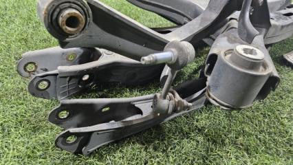 Балка подвески задняя HYUNDAI SONATA LF L4NA 55400C1200 4 ракурс Балка подвески задняя HYUNDAI SONATA LF L4NA 55400C1200 4 ракурс