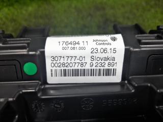 Спидометр BMW 2-Series Active Tourer F45 B47C20A 62108794213 4 ракурс