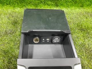 Консоль кпп HYUNDAI AVANTE AD G4FD 84650F2FE0THU 3 ракурс Консоль кпп HYUNDAI AVANTE AD G4FD 84650F2FE0THU 3 ракурс
