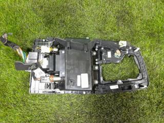 Консоль кпп HYUNDAI AVANTE AD G4FD 84650F2FE0THU 4 ракурс Консоль кпп HYUNDAI AVANTE AD G4FD 84650F2FE0THU 4 ракурс