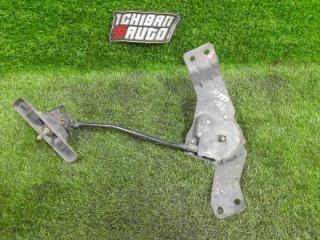 Крепеж запаски HYUNDAI GRAND STAREX TQ D4CB 628004H000 2 ракурс