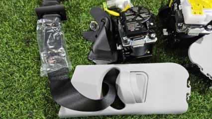 Ремень безопасности передний HYUNDAI AVANTE AD G4FD 88820F2000 2 ракурс