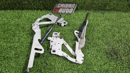 Запчасть петля капота передняя BMW 3-SERIES 2017