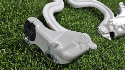 Петля капота передняя HYUNDAI AVANTE AD G4FD 79120F2000 3 ракурс