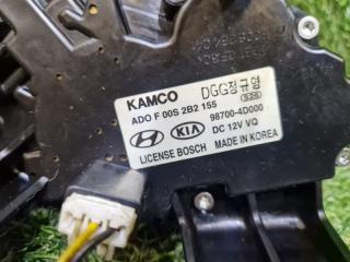 Мотор дворников задний KIA CARNIVAL VQ D4HB 987004D000 4 ракурс