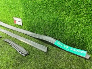 Уплотнительная резинка капота передняя BMW 2-Series Active Tourer F45 B47C20A 51767300515 5 ракурс Уплотнительная резинка капота передняя BMW 2-Series Active Tourer F45 B47C20A 51767300515 5 ракурс