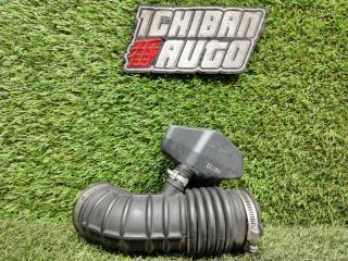 Патрубок воздушн.фильтра левый INFINITI G37 2010