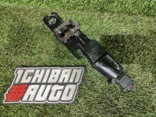 Замок крышки багажника AUDI A6 4G2 CNHA 4H0827383A 2 ракурс