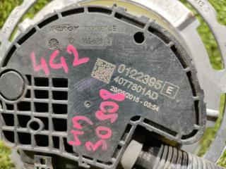 Топливный насос AUDI A6 4G2 CNHA 4077801AD 2 ракурс