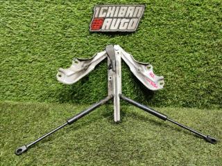 Запчасть Петля капота  AUDI A6 4G8823301E Контрактный Год: 2015  Кросс: 4G8823302E