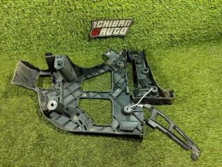 Крепление бампера правое заднее BMW X5 E70 M57D30 51127185986 4 ракурс