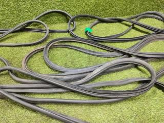 Уплотнение двери HYUNDAI GRAND STAREX TQ D4CB 821104H000 3 ракурс Уплотнение двери HYUNDAI GRAND STAREX TQ D4CB 821104H000 3 ракурс