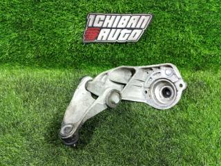 Рычаг верхний передний правый 156 932