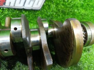 Коленвал AUDI A8 4E2 BPK 06E105101R 5 ракурс