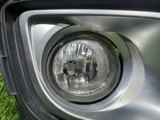 Туманка передняя правая MPV LY3P